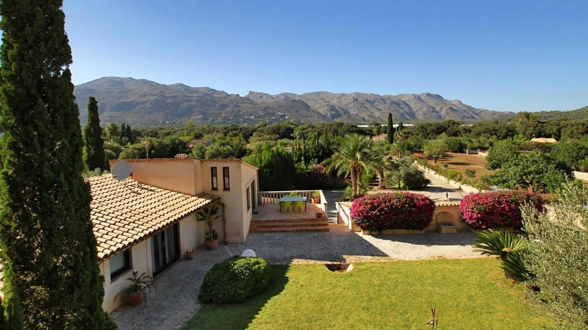 Ferienhaus Llop In Pollenca Mit Grill Und Garten Spain