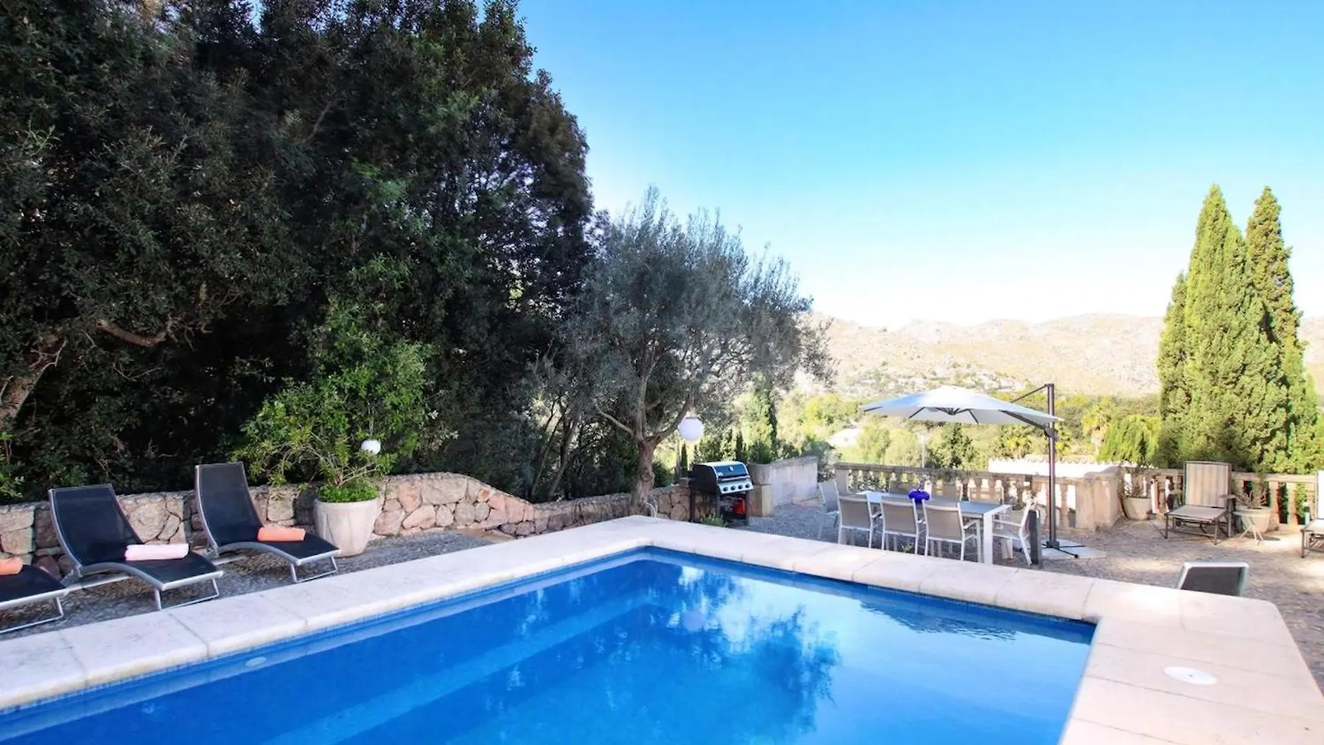 Ferienhaus Llop In Pollenca Mit Grill Und Garten